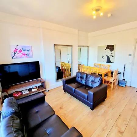 King'S Cross & Angel Area, 4 Bedrooms Home With 7 Beds & Private Rooftop - Walk To St Pancras International London Exterior photo