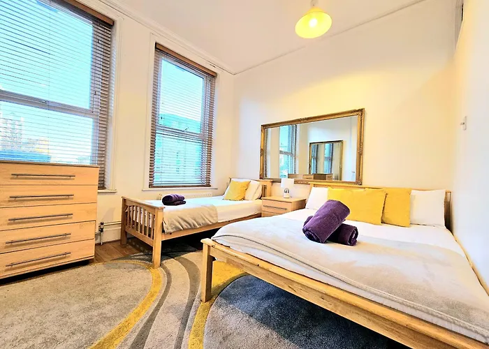King\'S Cross & Angel Area, 4 Bedrooms Home With 7 Beds & Private Rooftop - Walk To St Pancras International