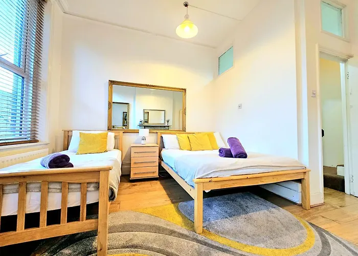 King\'S Cross & Angel Area, 4 Bedrooms Home With 7 Beds & Private Rooftop - Walk To St Pancras International